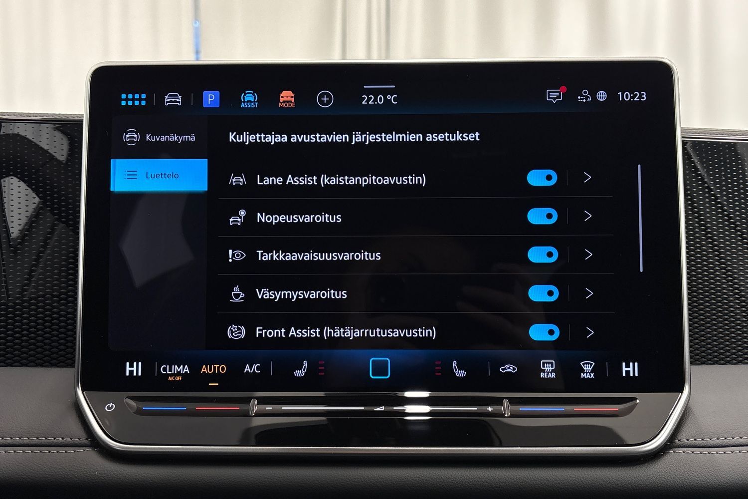 Volkswagen Tiguan vaihtoauto