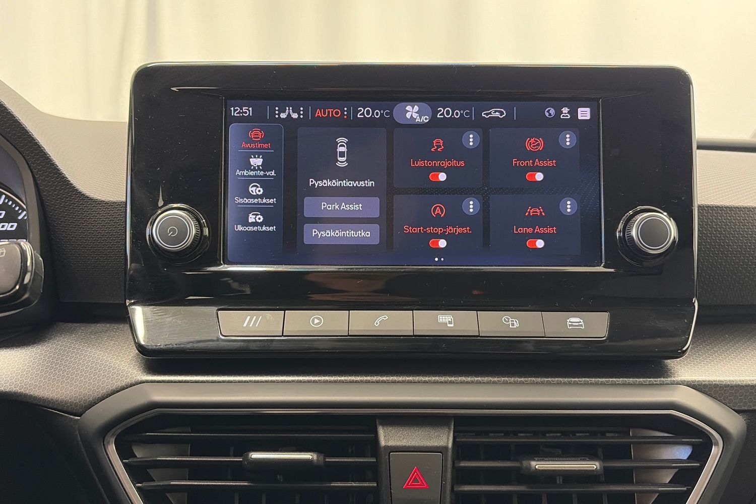 SEAT Leon Sportstourer vaihtoauto