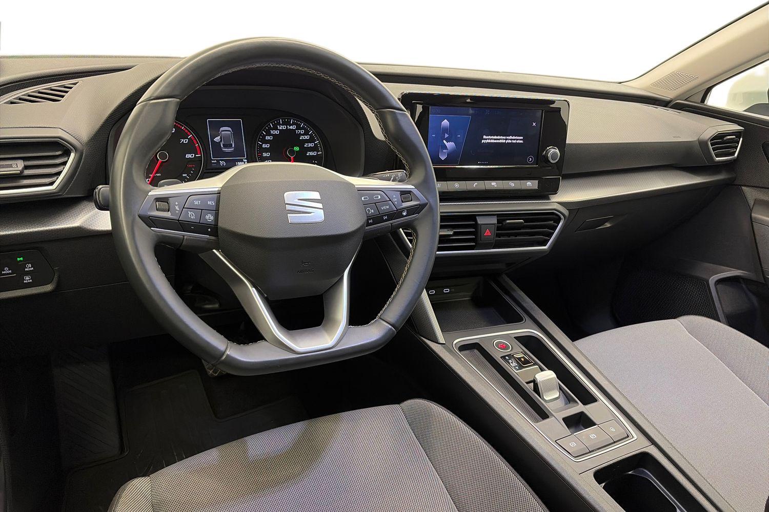 SEAT Leon Sportstourer vaihtoauto
