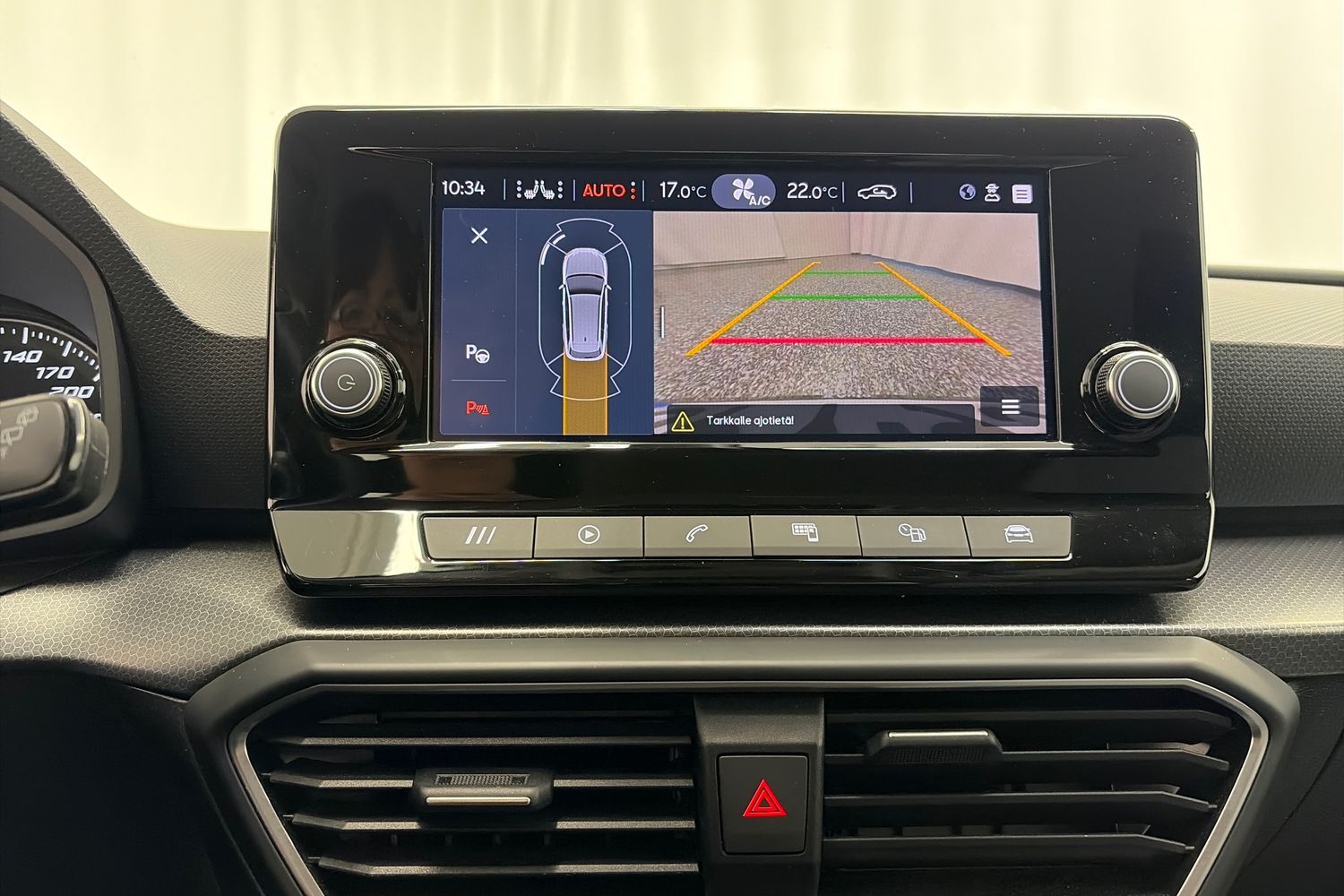 SEAT Leon Sportstourer vaihtoauto
