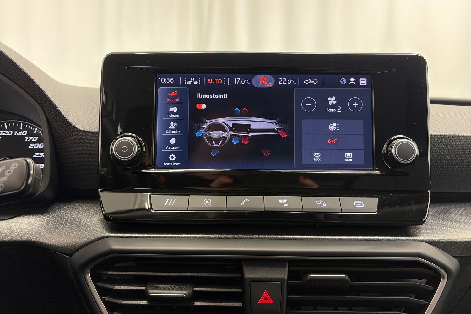 SEAT Leon Sportstourer vaihtoauto