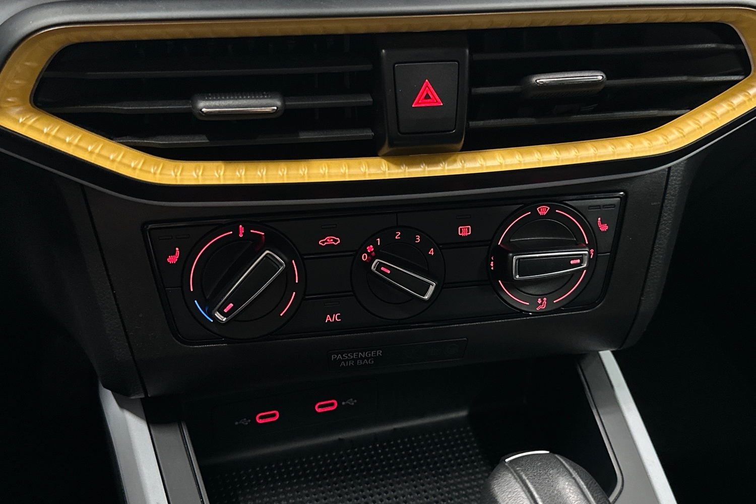 SEAT Arona vaihtoauto