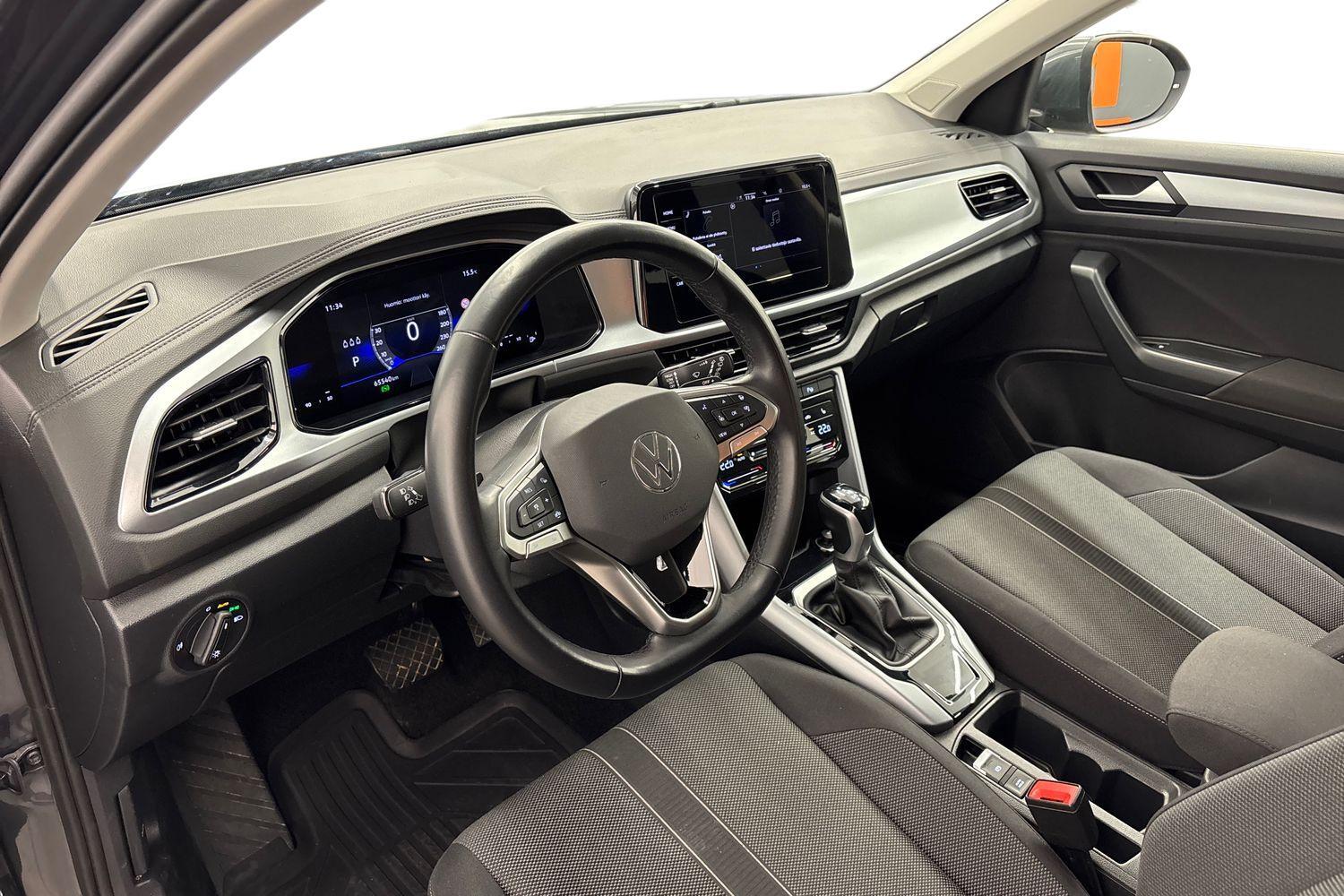 Volkswagen T-Roc vaihtoauto
