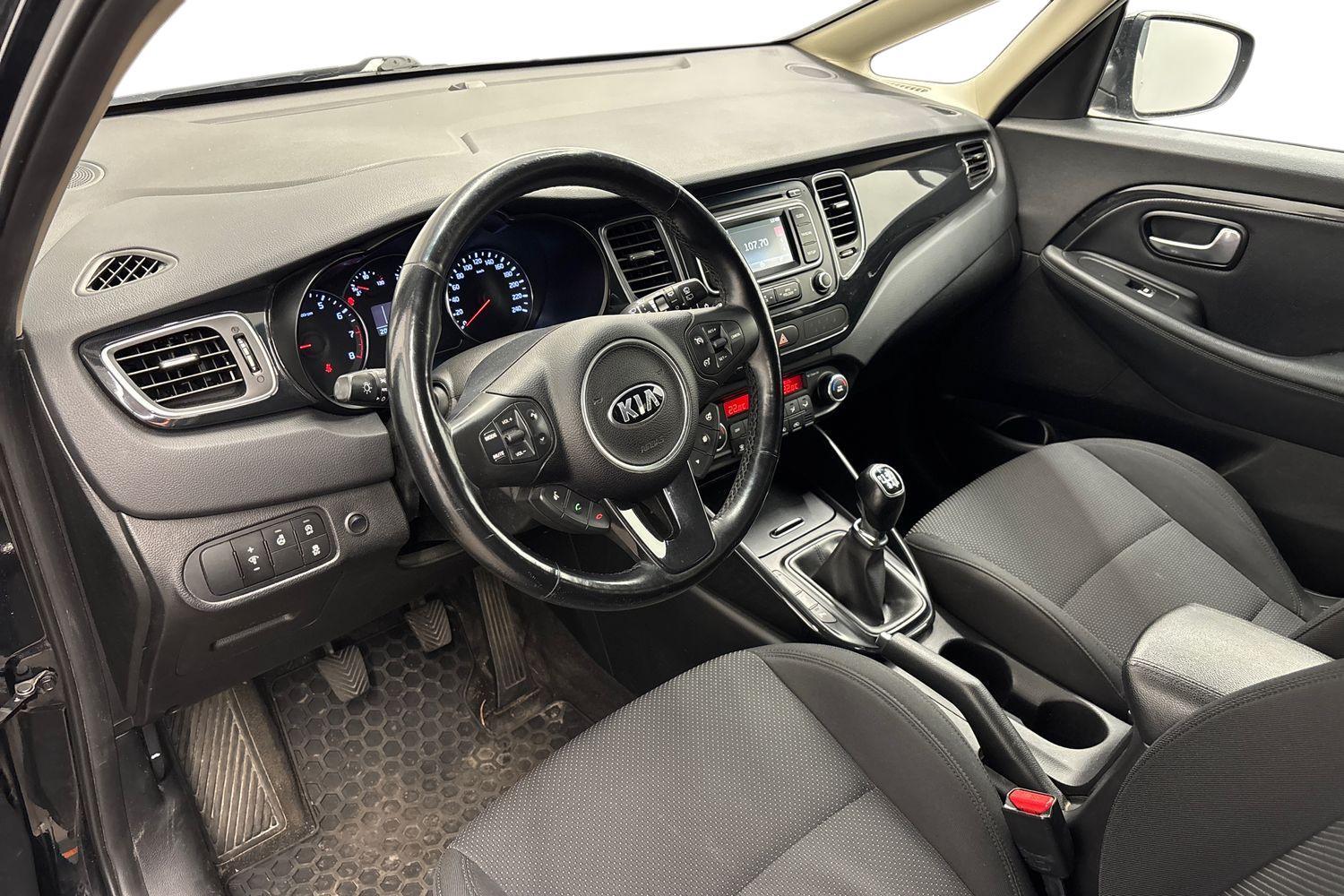 Kia Carens vaihtoauto