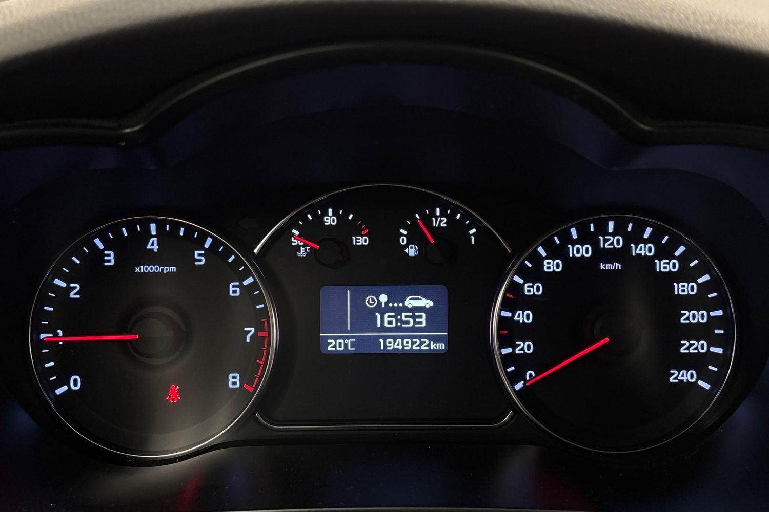 Kia Carens vaihtoauto