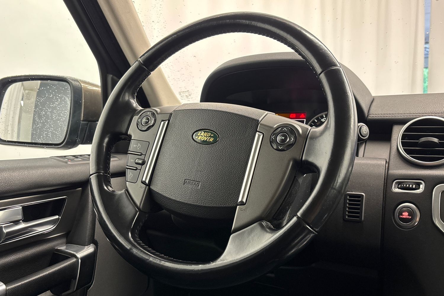 Land Rover Discovery vaihtoauto
