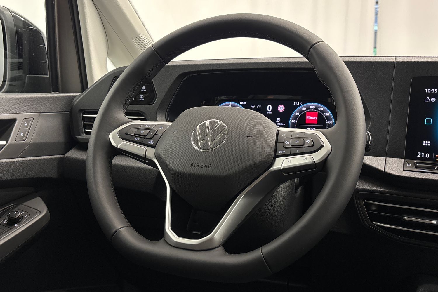Volkswagen Caddy Maxi vaihtoauto