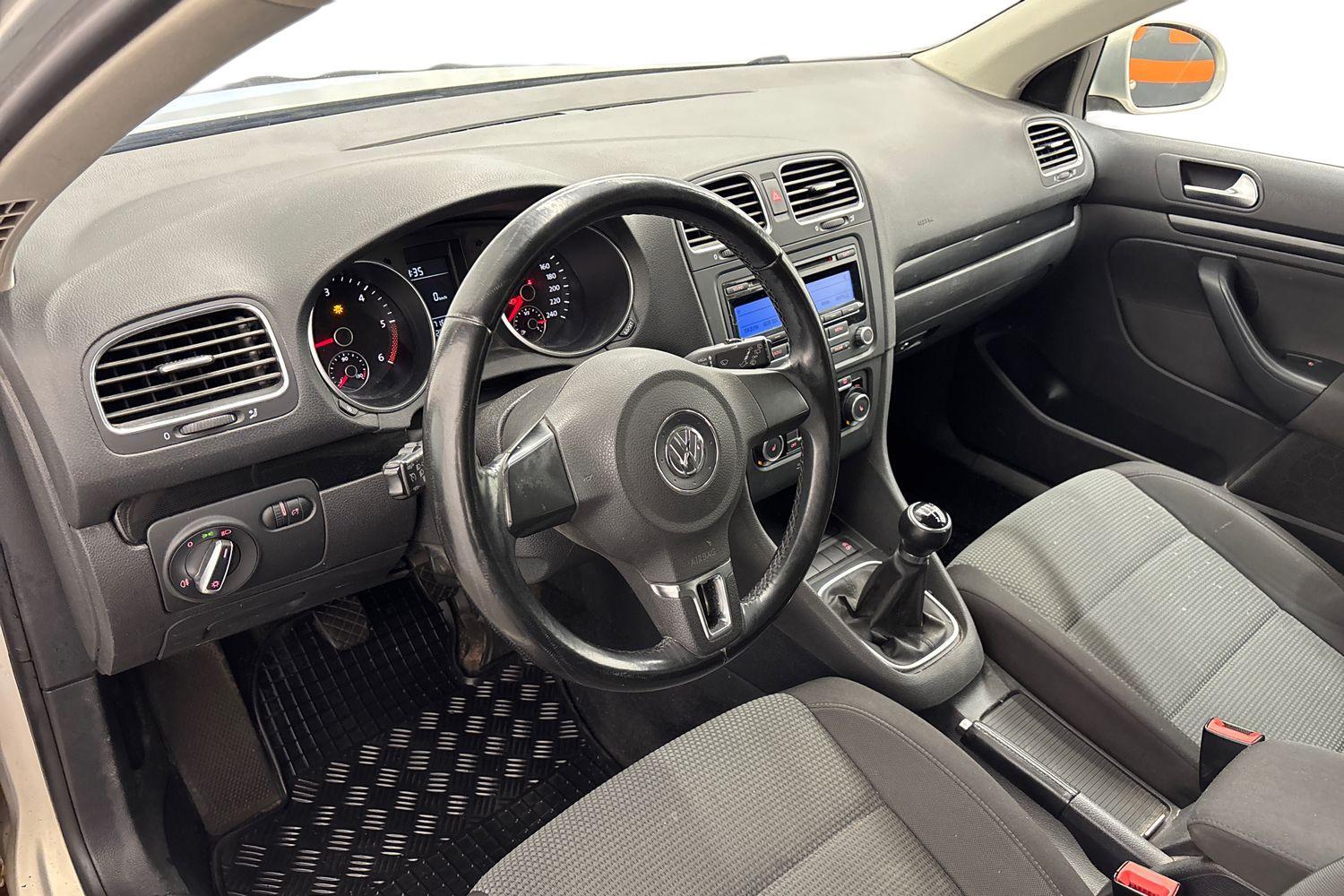 Volkswagen Golf vaihtoauto