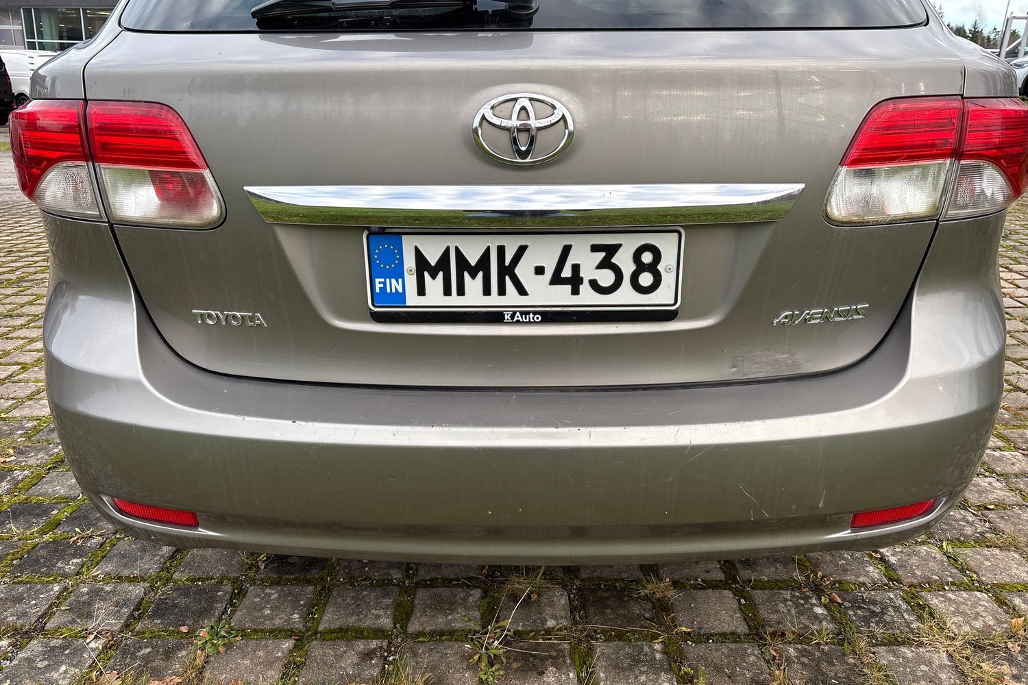 Toyota Avensis vaihtoauto