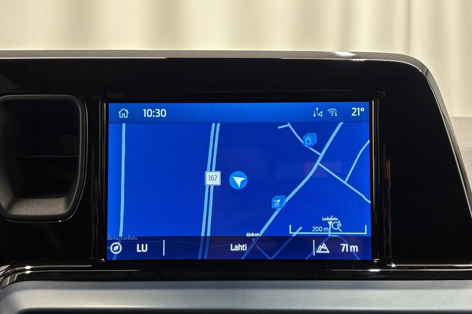 Ford Tourneo Courier vaihtoauto