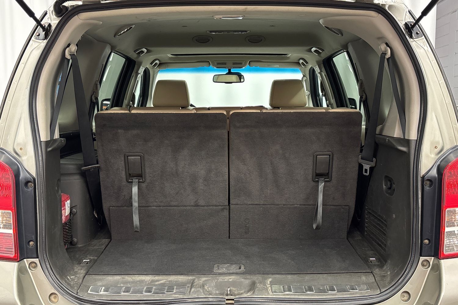 Nissan Pathfinder vaihtoauto
