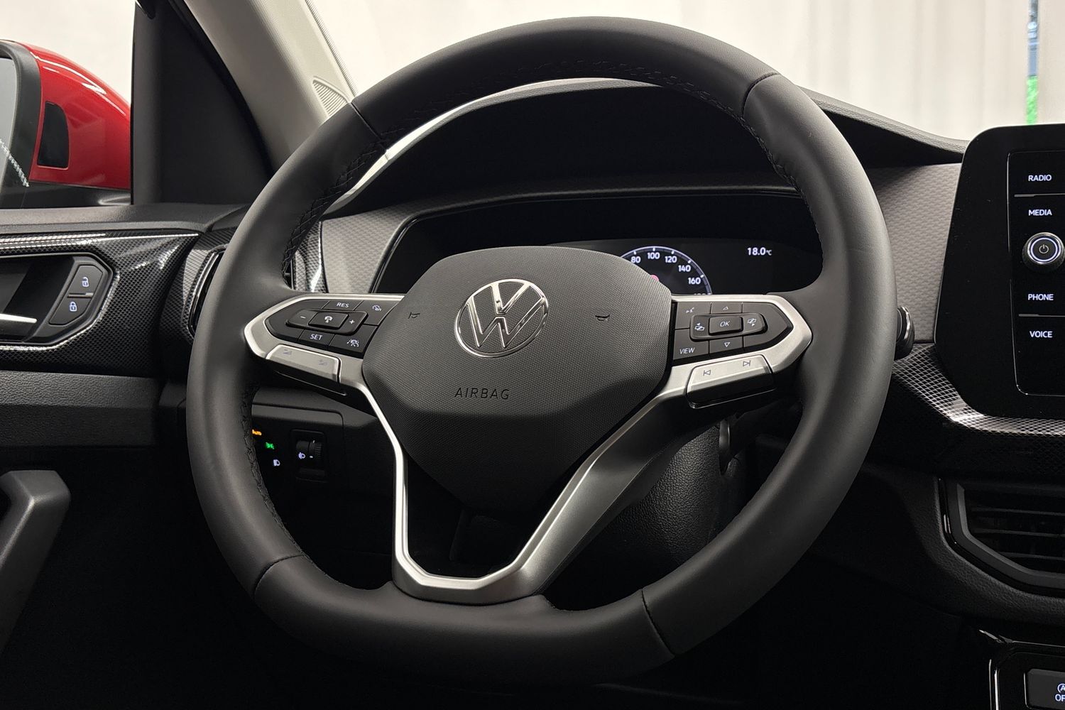 Volkswagen T-Cross vaihtoauto