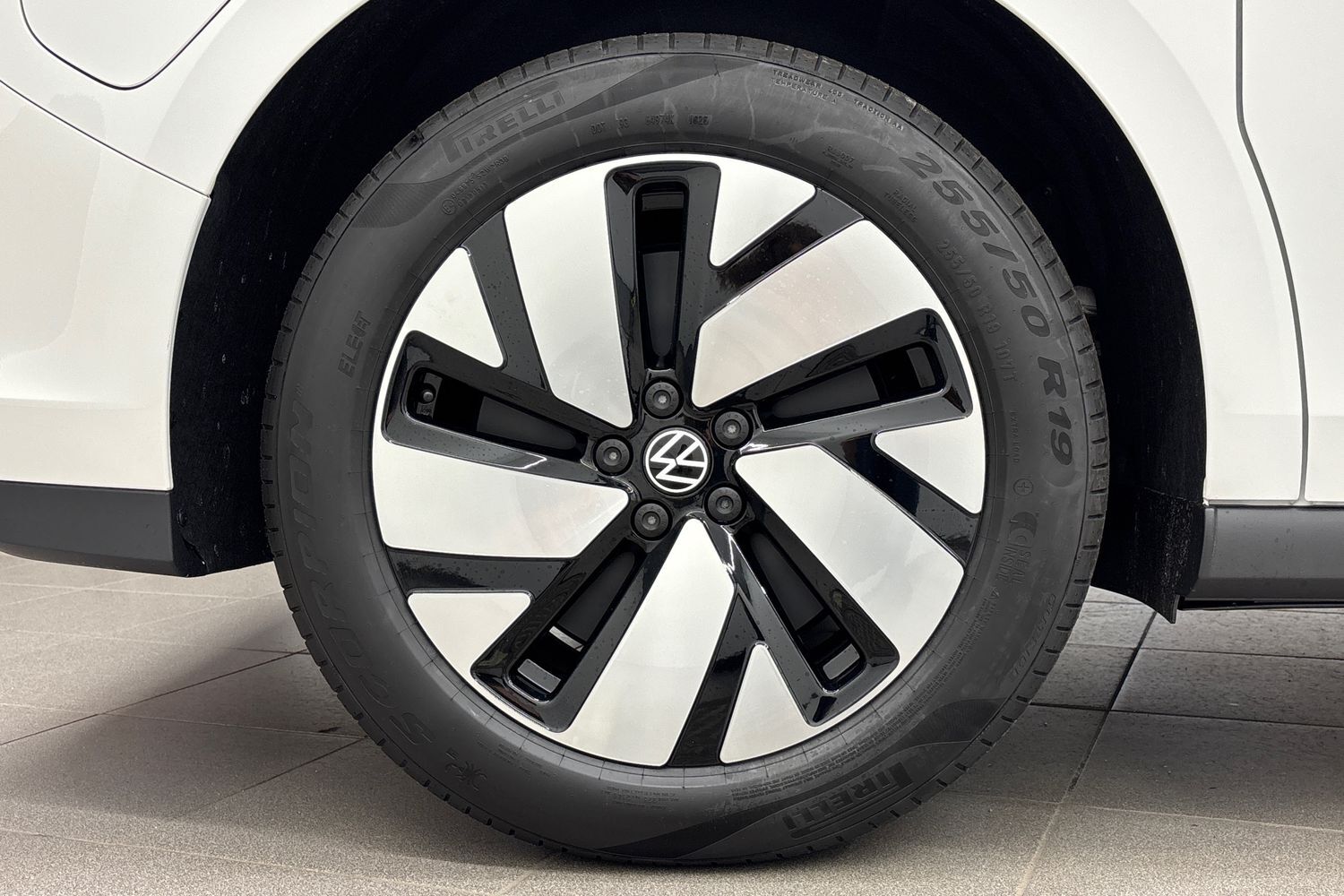 Volkswagen ID. Buzz vaihtoauto