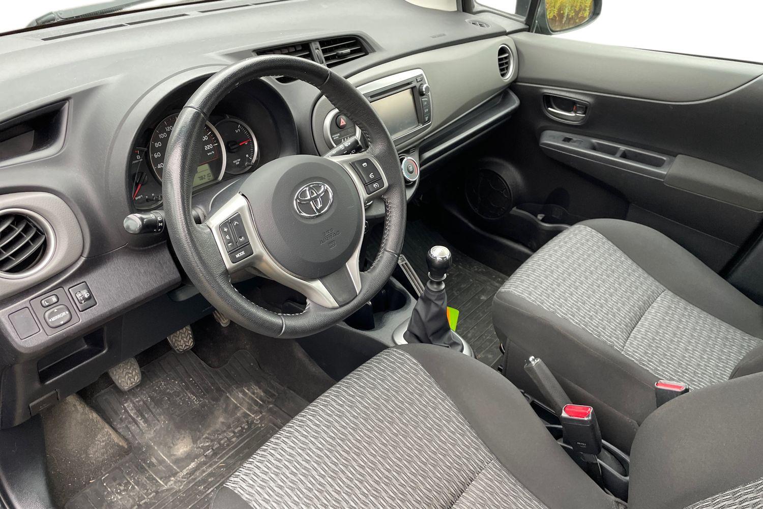 Toyota Yaris vaihtoauto