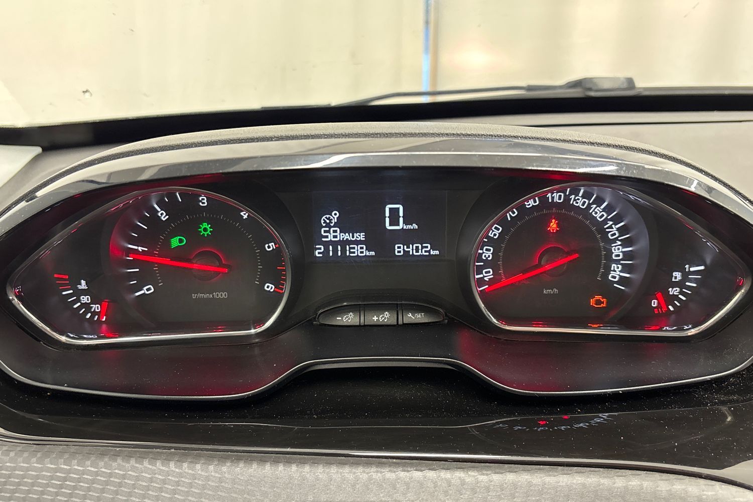 Peugeot 208 vaihtoauto