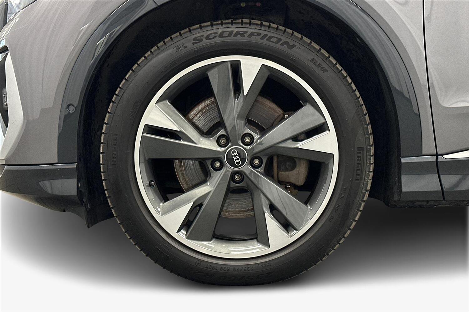 Audi Q4 e-tron vaihtoauto