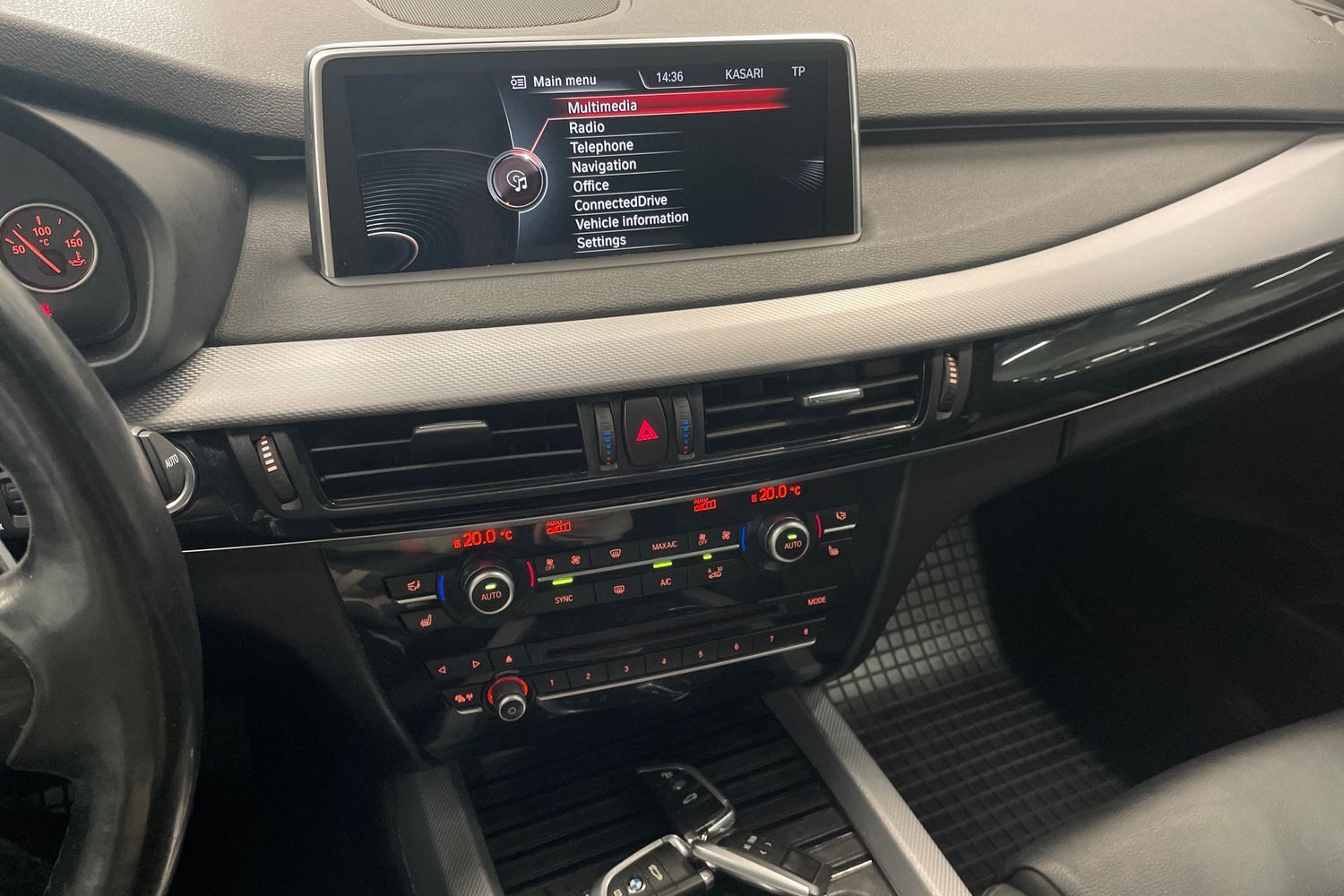 BMW X5 vaihtoauto