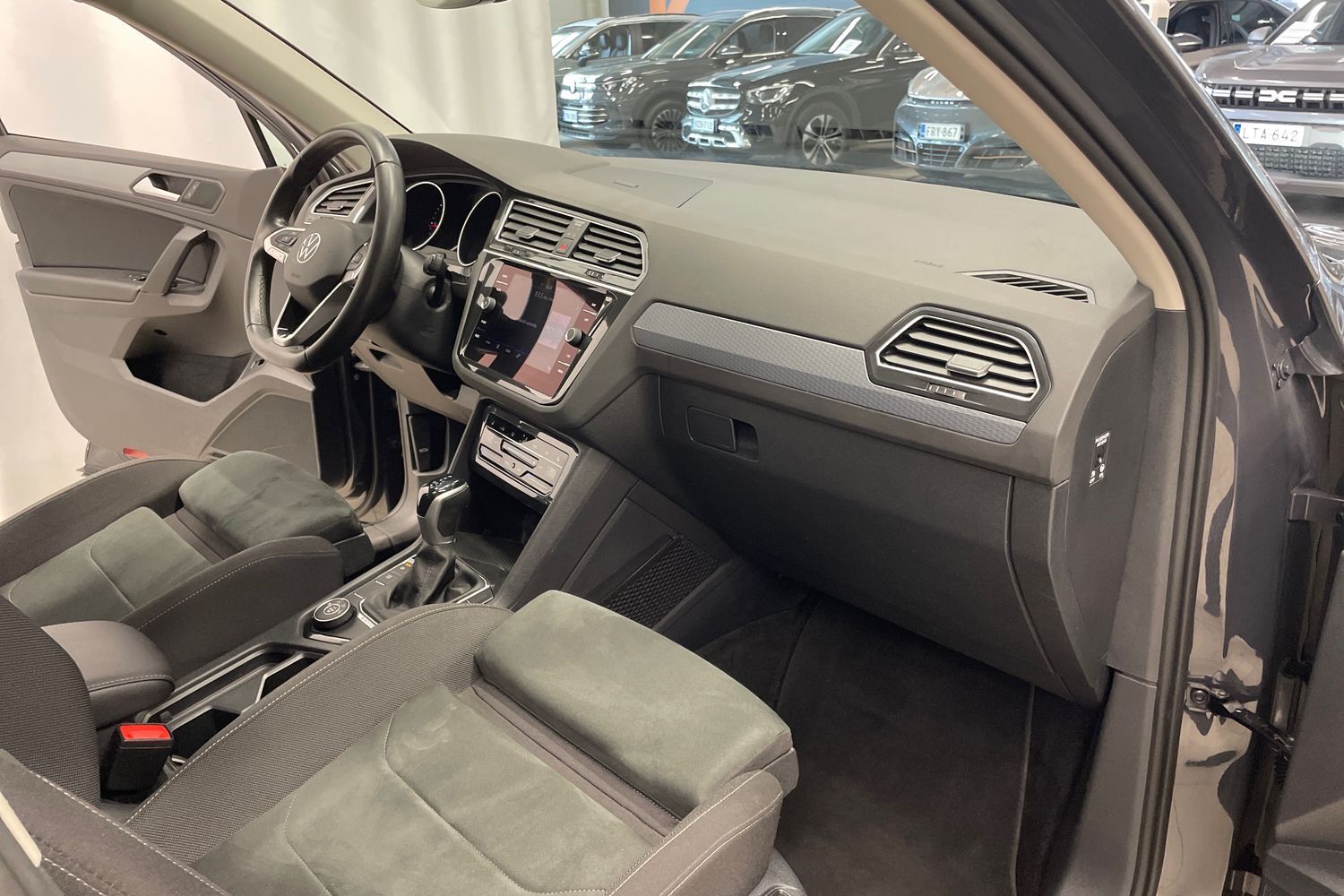 Volkswagen Tiguan vaihtoauto