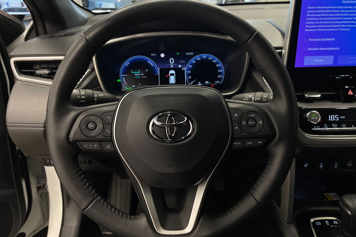 Toyota Corolla Cross vaihtoauto