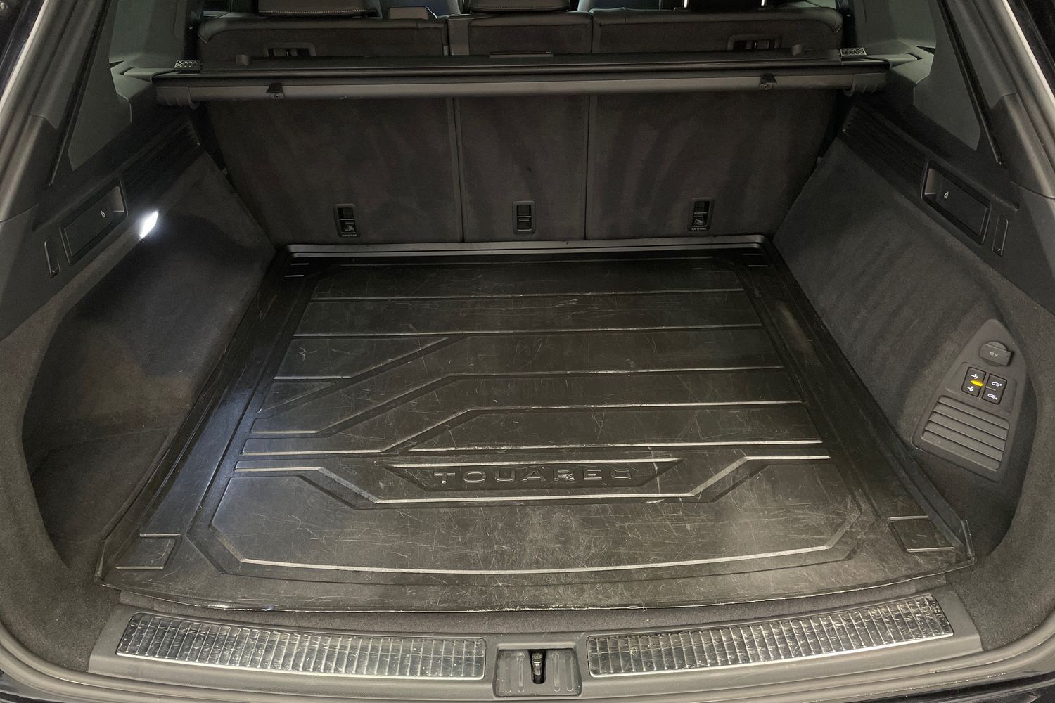 Volkswagen Touareg vaihtoauto