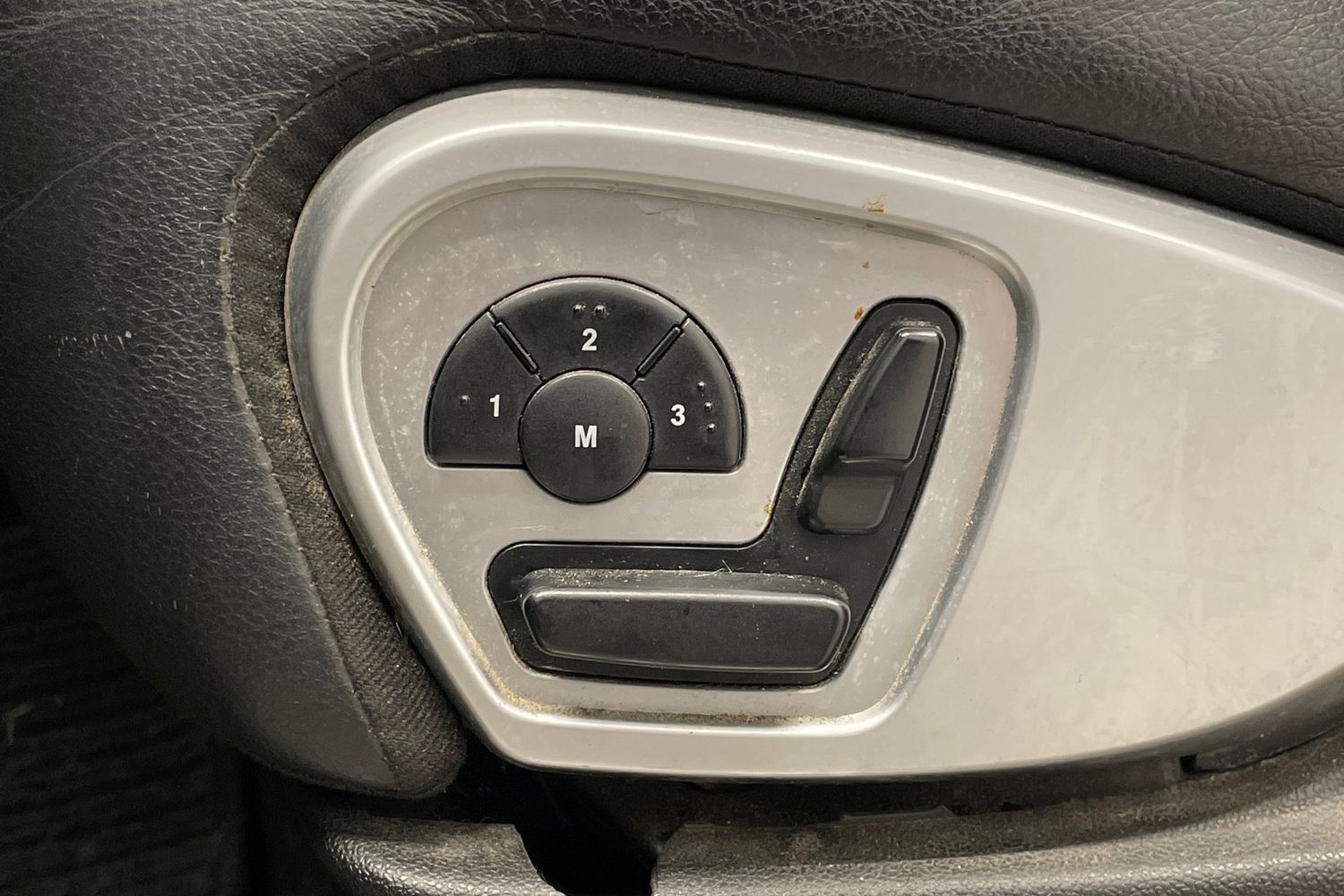 Mercedes-Benz ML vaihtoauto