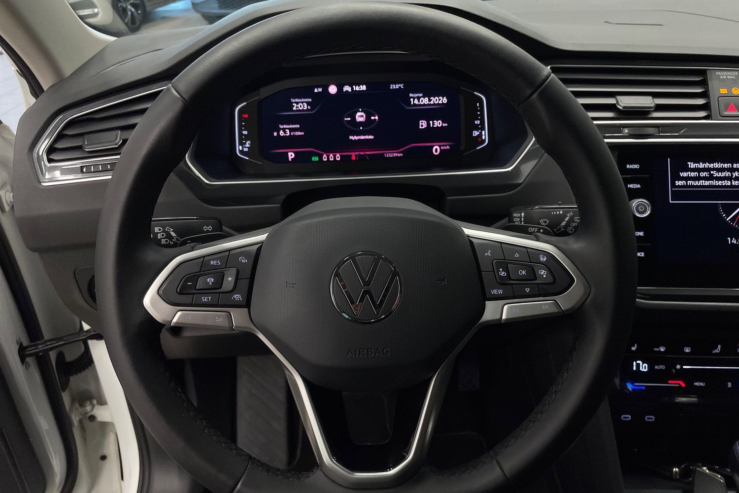 Volkswagen Tiguan vaihtoauto