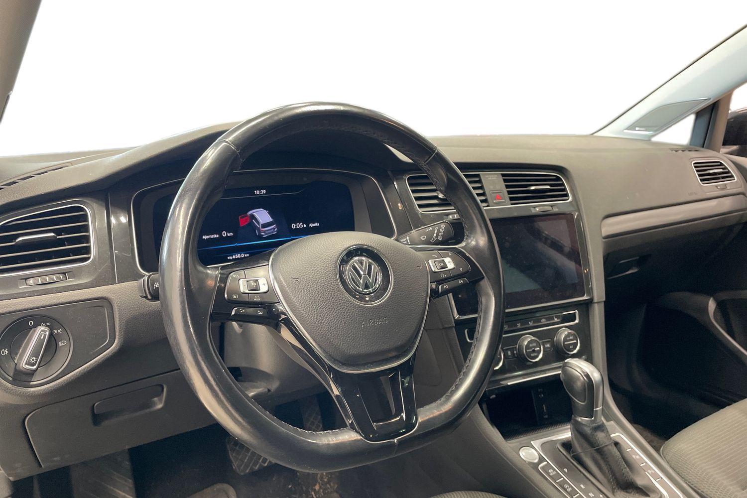 Volkswagen Golf vaihtoauto