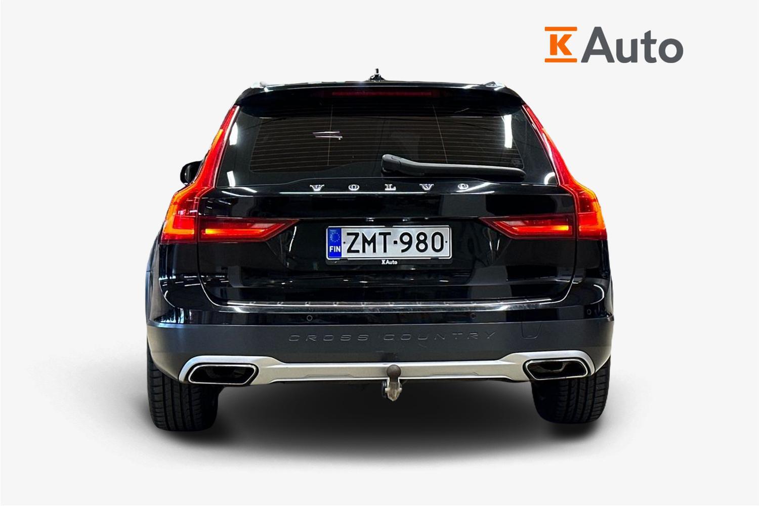 Volvo V90 Cross Country vaihtoauto