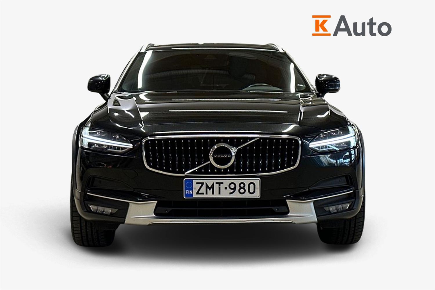 Volvo V90 Cross Country vaihtoauto