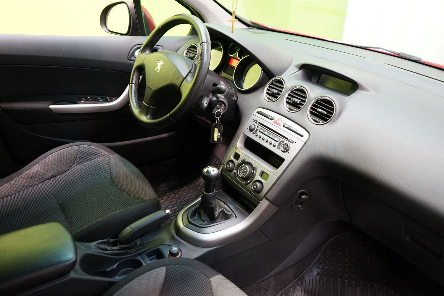 Peugeot 308 vaihtoauto