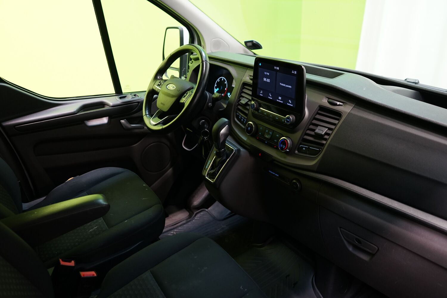 Ford Transit Custom vaihtoauto