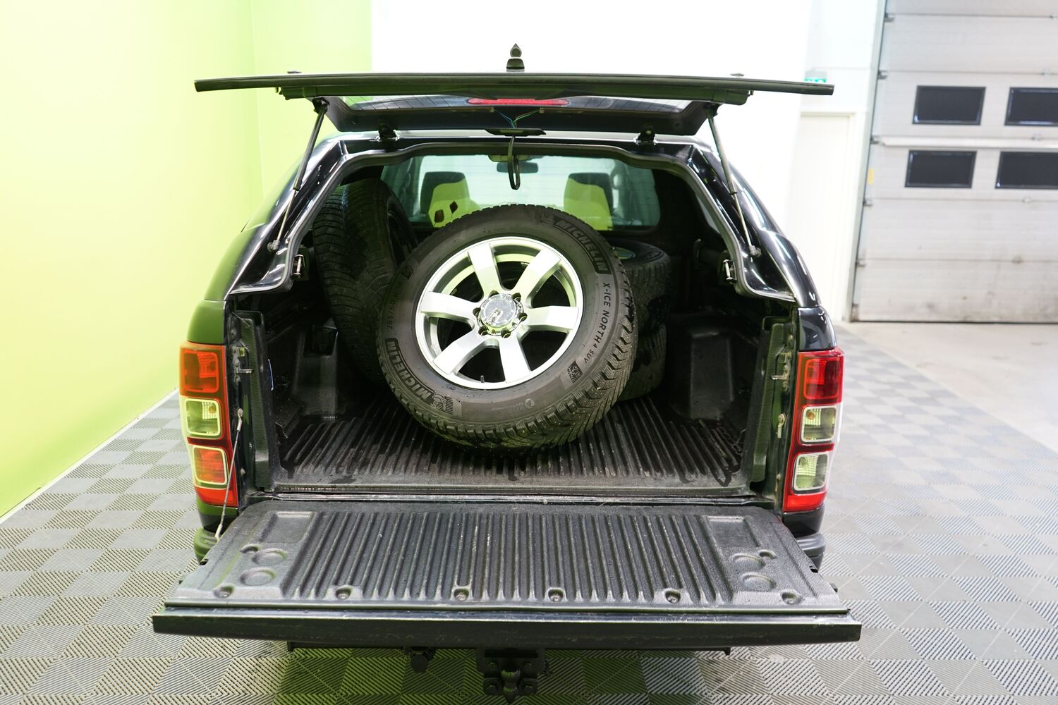 Ford Ranger vaihtoauto