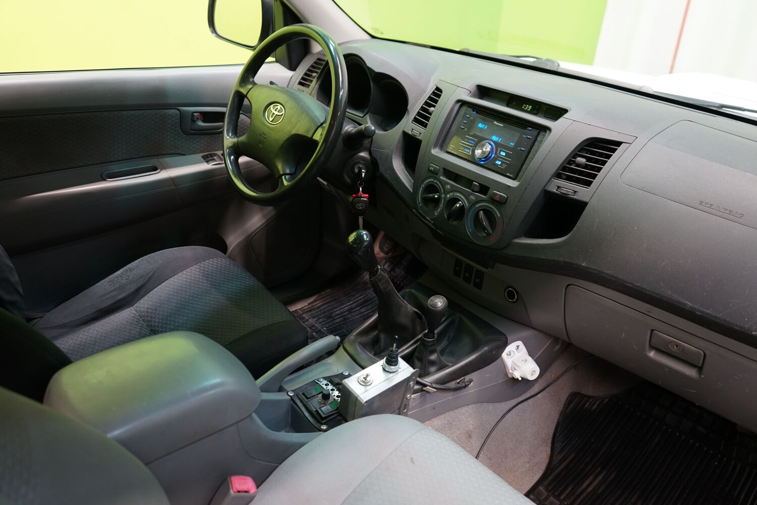 Toyota Hilux vaihtoauto