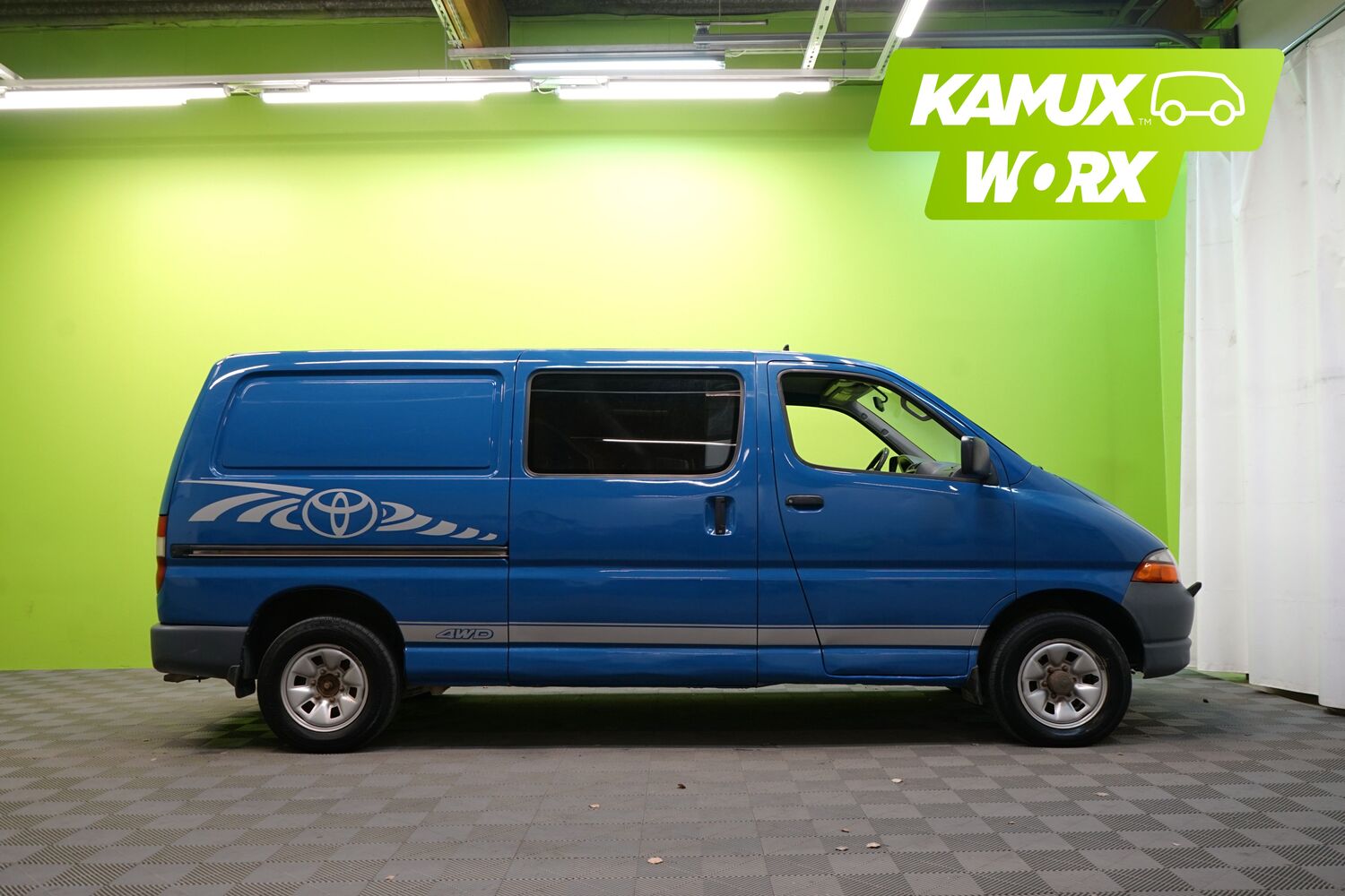 Toyota Hiace vaihtoauto