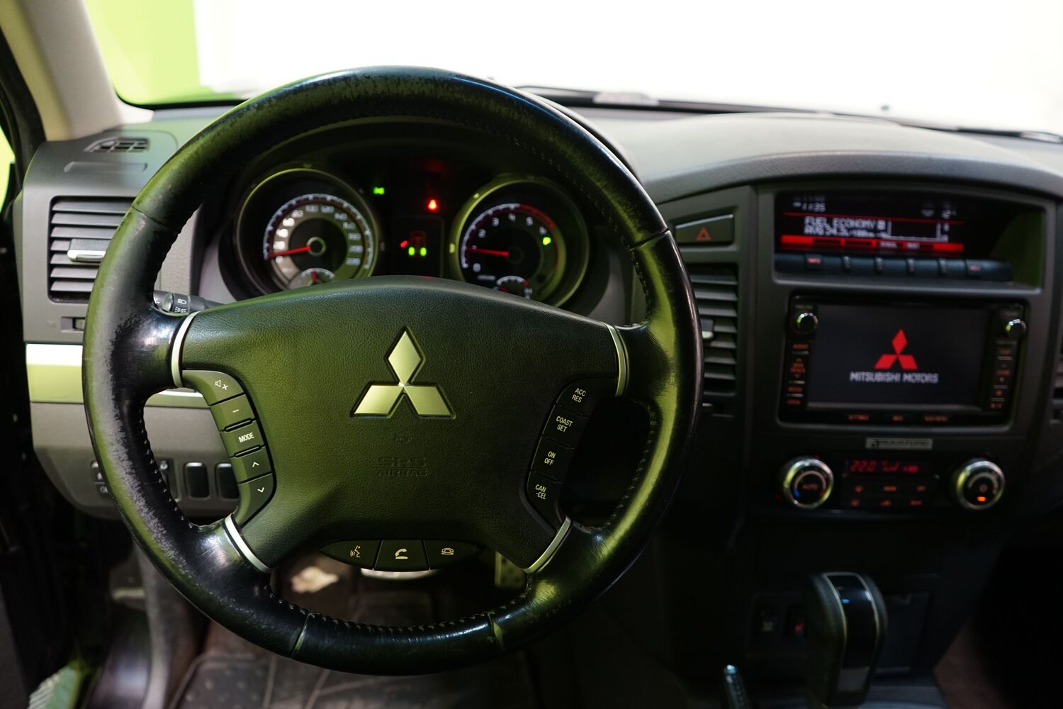 Mitsubishi Pajero vaihtoauto