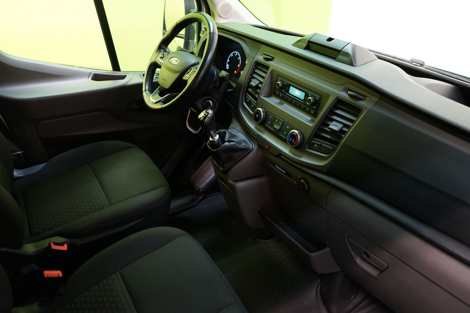 Ford Transit vaihtoauto