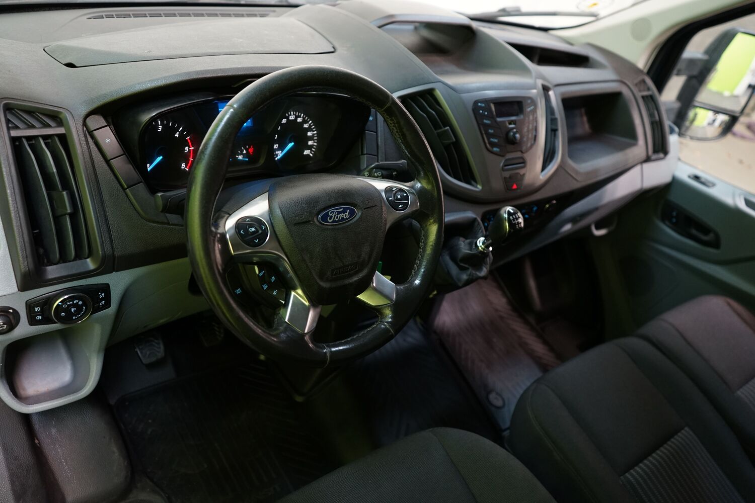 Ford Transit vaihtoauto