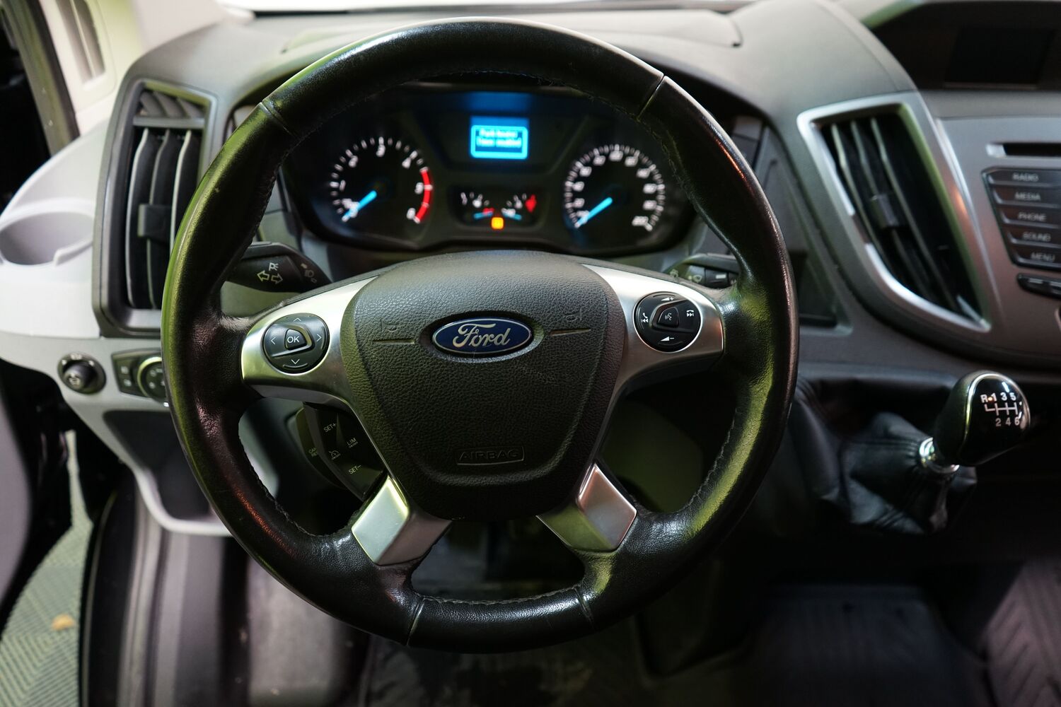 Ford Transit vaihtoauto
