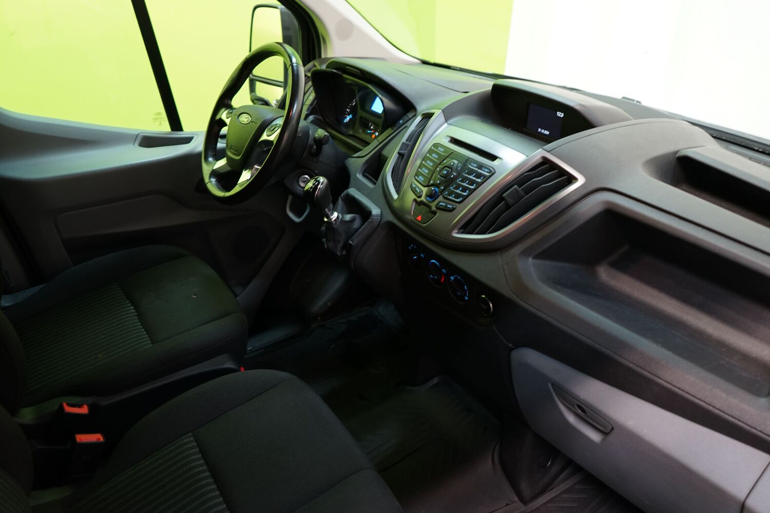 Ford Transit vaihtoauto