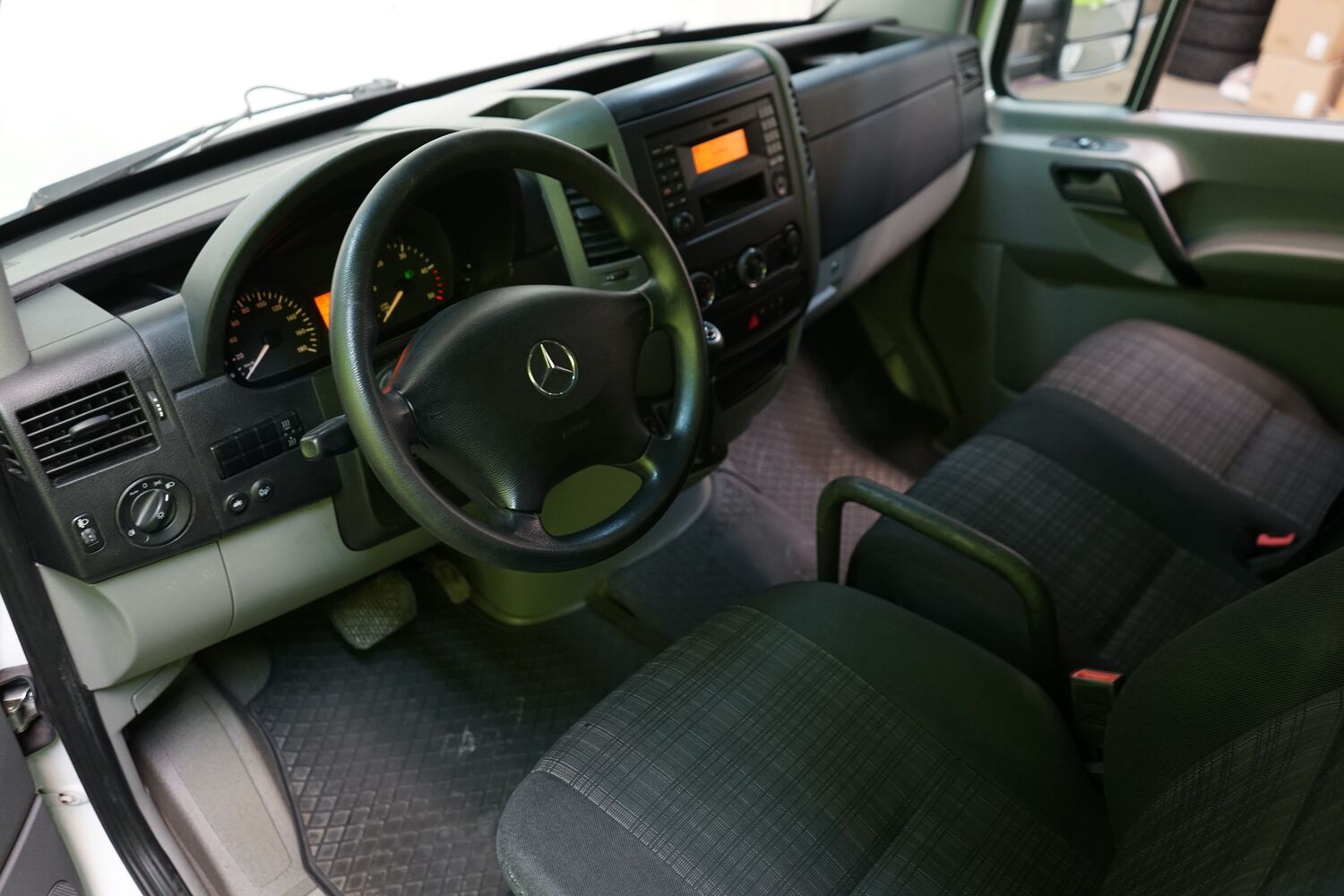 Mercedes-Benz Sprinter vaihtoauto