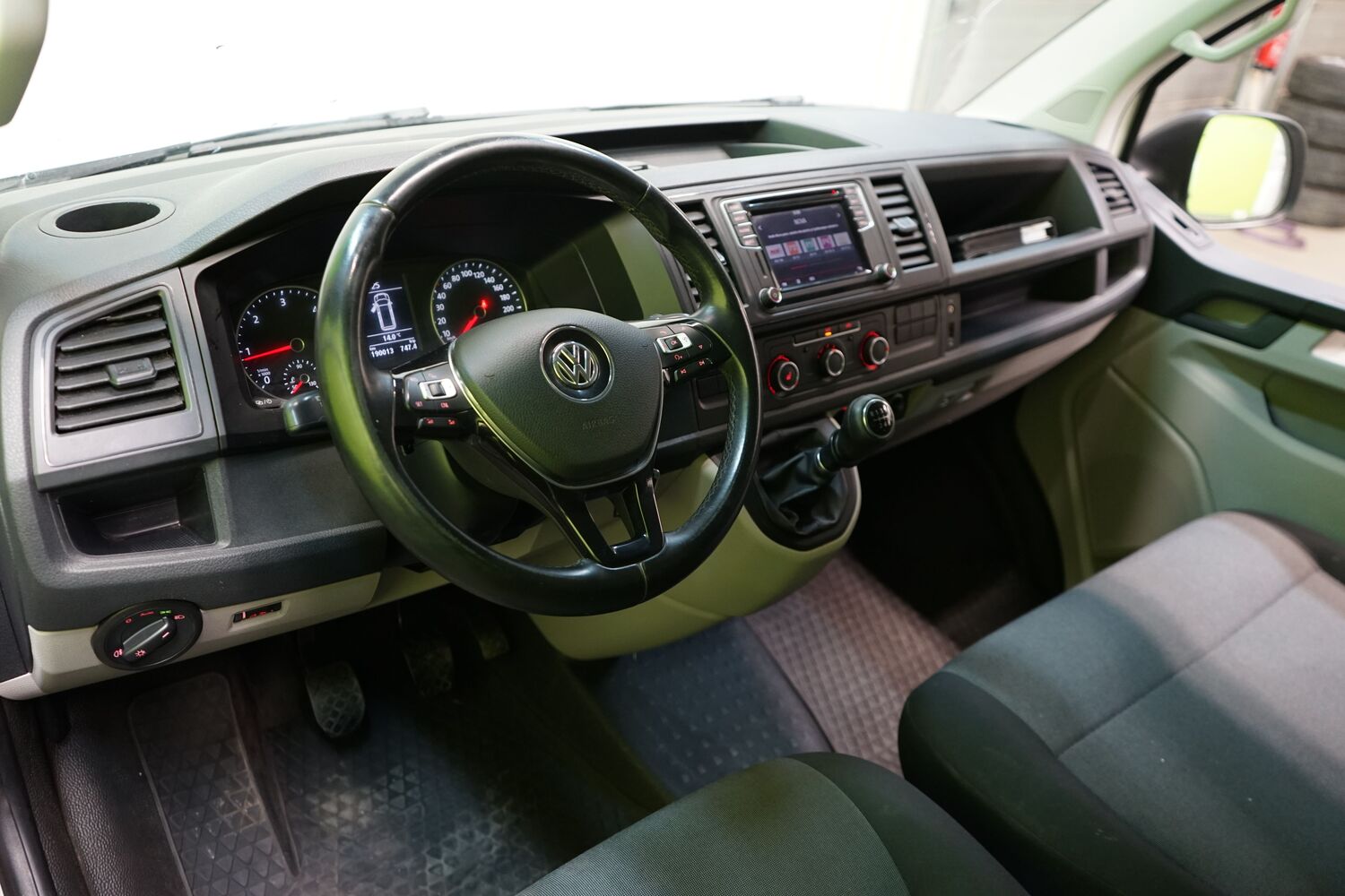 Volkswagen Transporter vaihtoauto