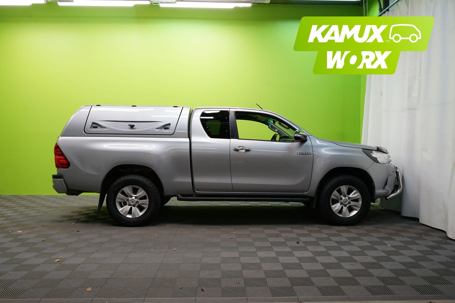 Toyota Hilux vaihtoauto