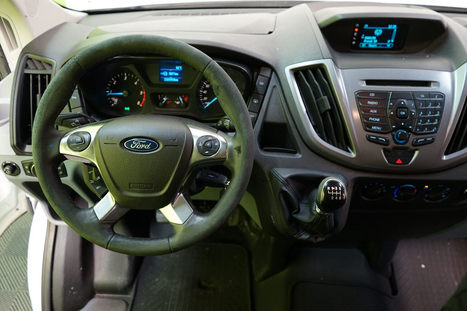 Ford Transit vaihtoauto