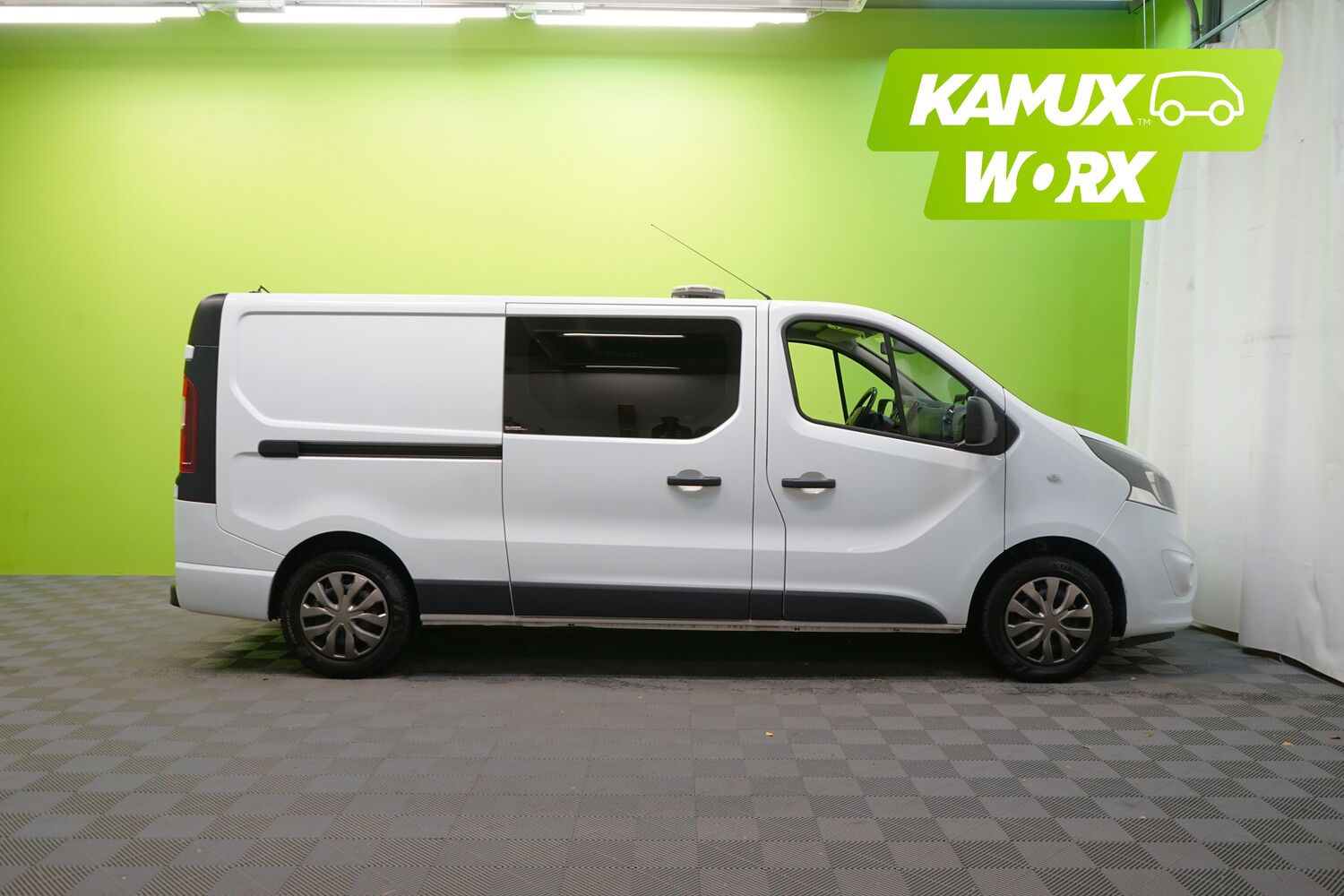 Opel Vivaro vaihtoauto