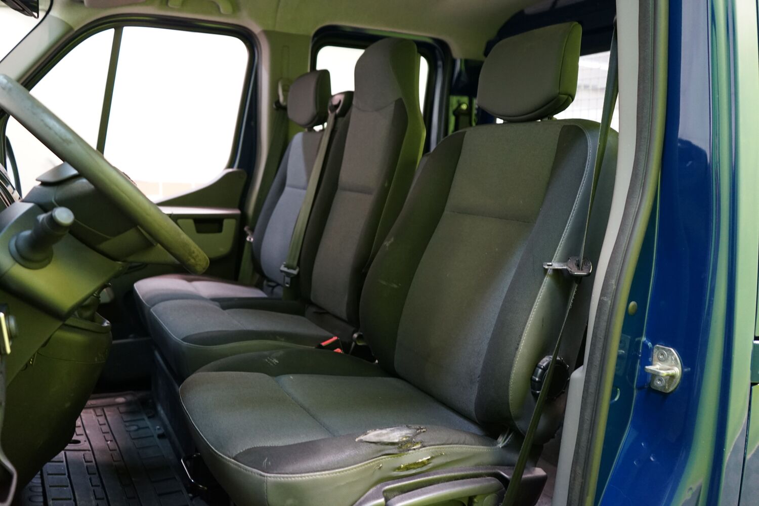 Nissan NV400 vaihtoauto