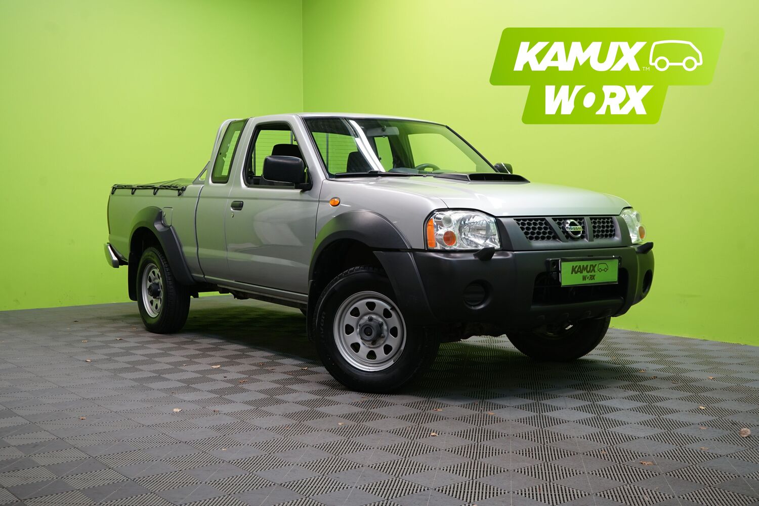 Nissan NP300 vaihtoauto