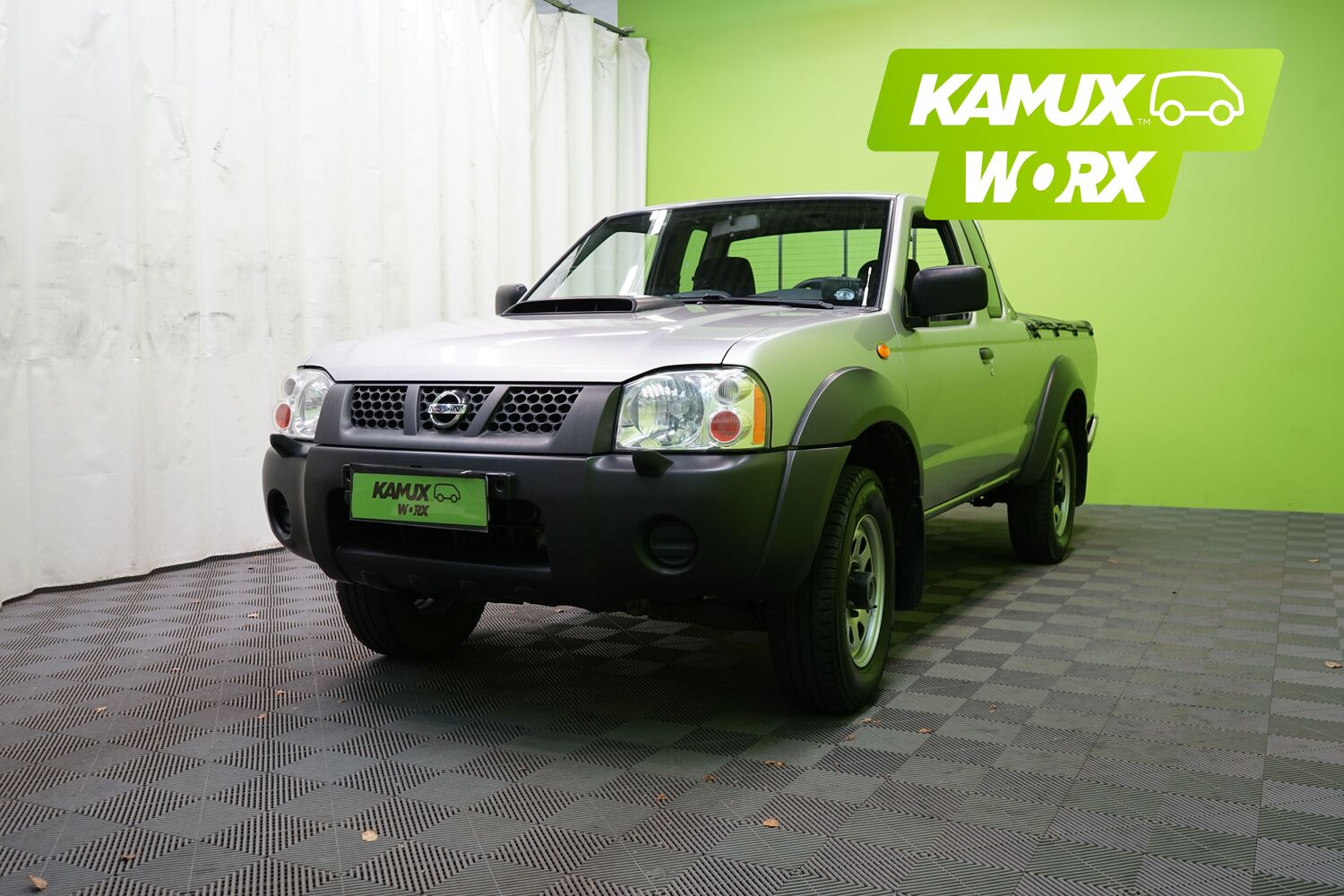 Nissan NP300 vaihtoauto