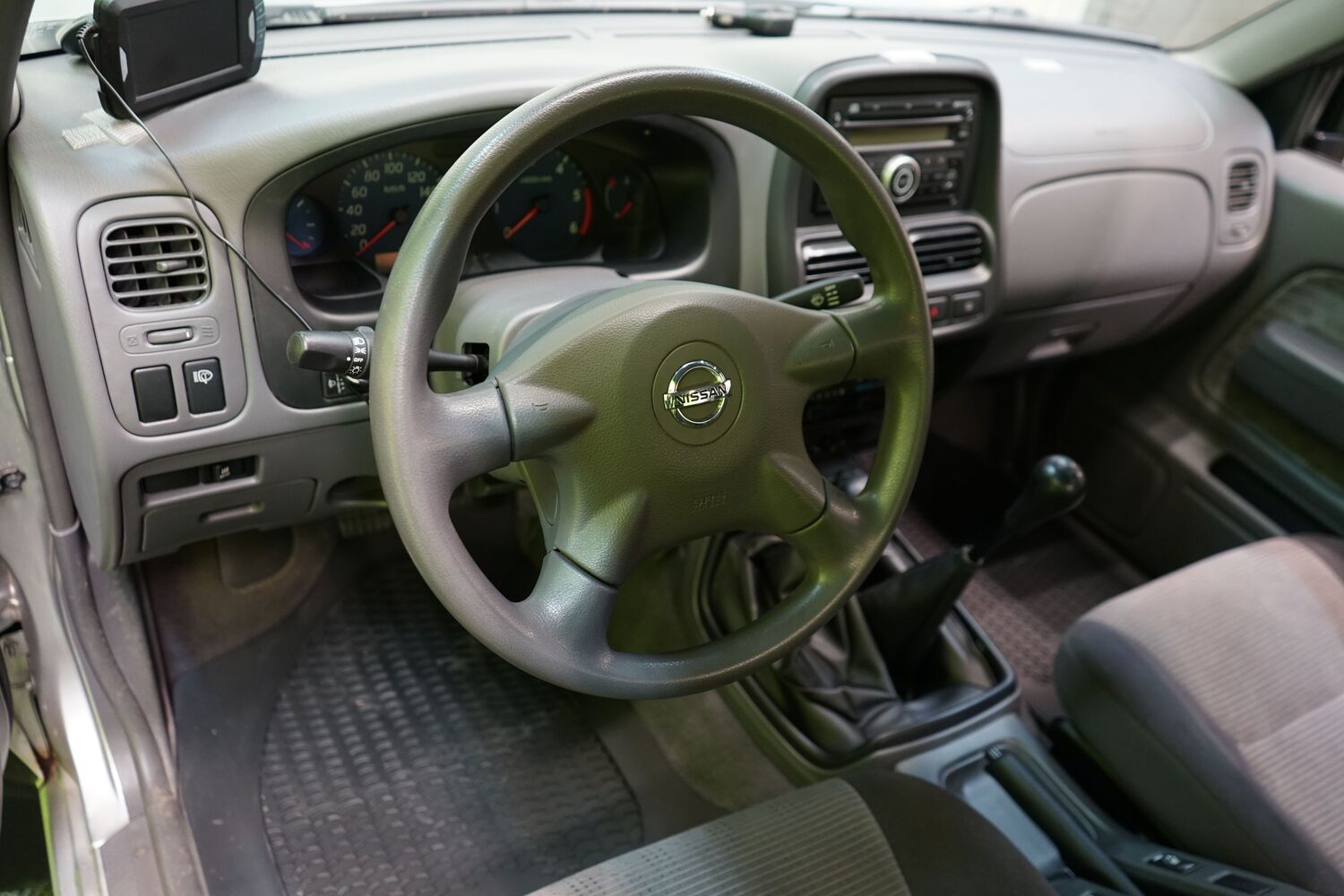 Nissan NP300 vaihtoauto