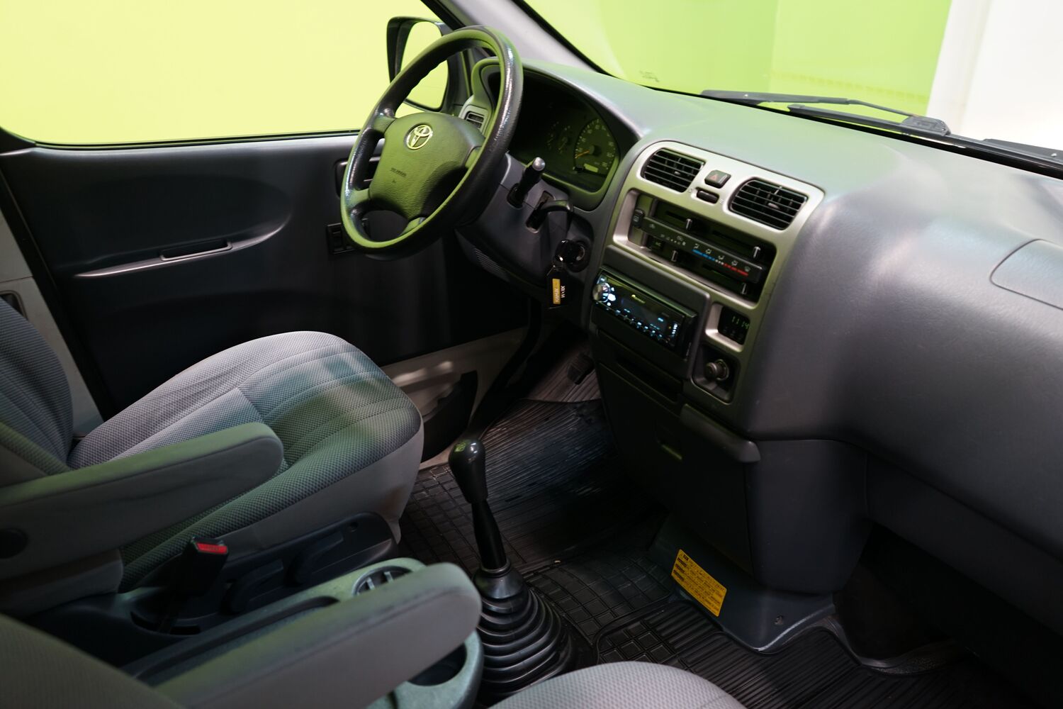 Toyota Hiace vaihtoauto