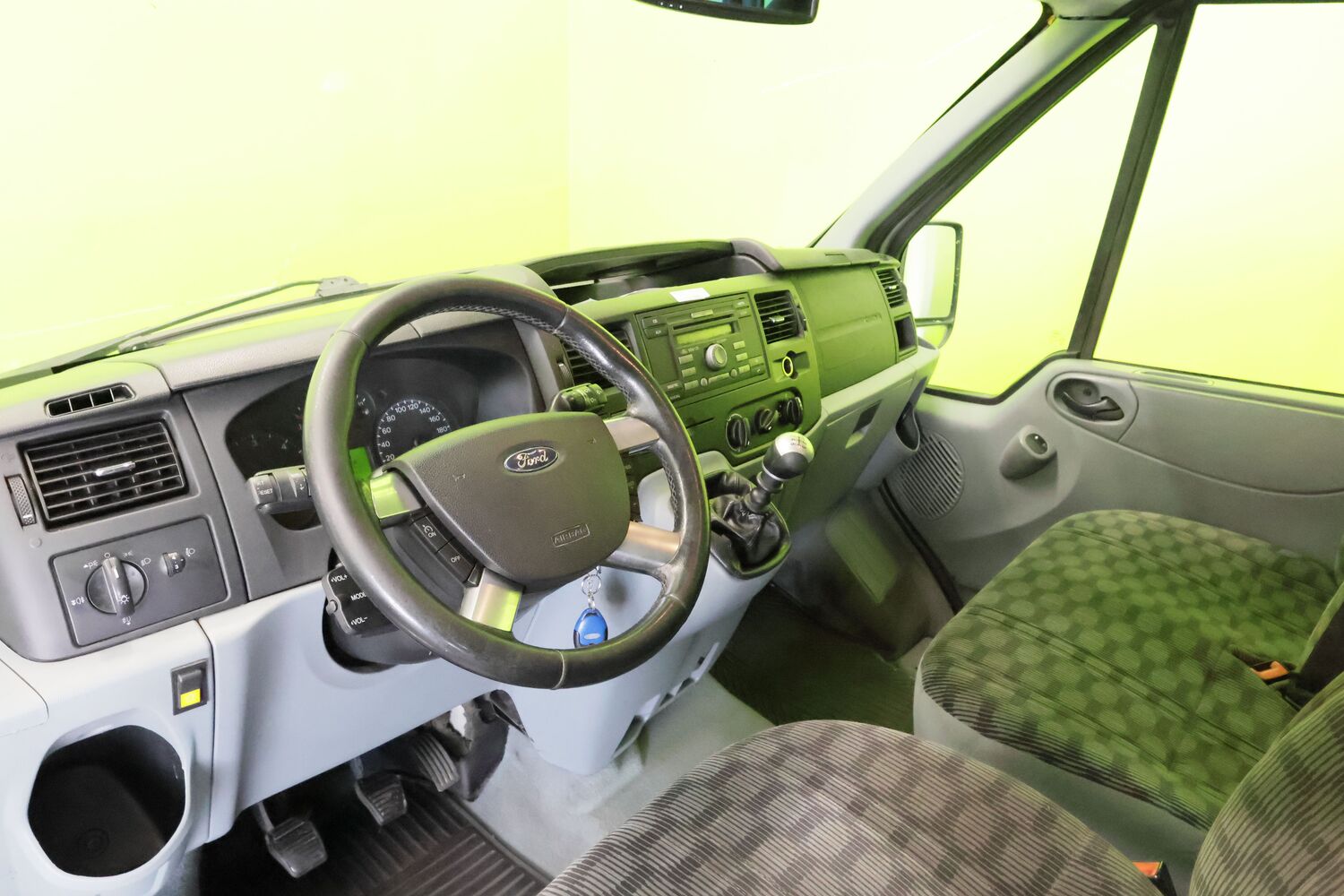 Ford Tourneo vaihtoauto